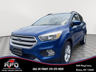 Used 2018 Ford Escape SE image 1