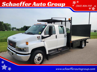 Used 2004 GMC TopKick C4500 2WD Crew Cab image 1