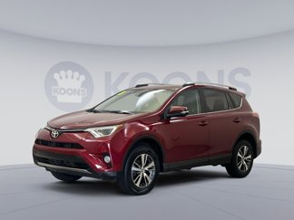 Used 2018 Toyota RAV4 XLE image 1