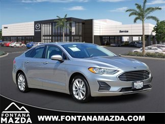 Used 2020 Ford Fusion SE image 1