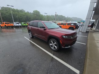 Used 2021 Jeep Grand Cherokee L Limited w/ Luxury Tech Group II image 1