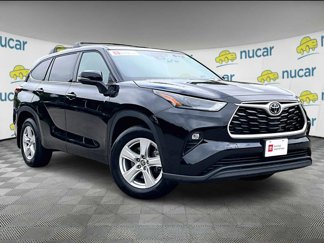 Used 2022 Toyota Highlander LE video 1