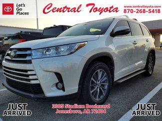 Used 2018 Toyota Highlander XLE image 1