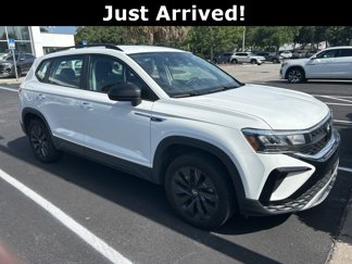 Used 2024 Volkswagen Taos S image 1