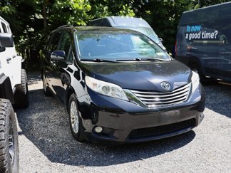 Used 2016 Toyota Sienna L image 1