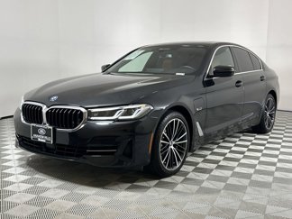 Used 2023 BMW 530e w/ M Sport Package image 1