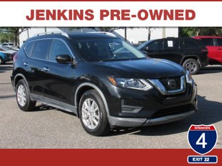 Used 2018 Nissan Rogue SV image 1