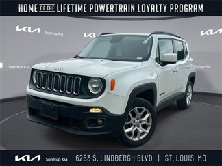 Used 2015 Jeep Renegade Latitude w/ Cold Weather Group II image 1