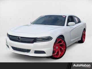 Used 2016 Dodge Charger SE image 1