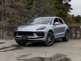 Used 2023 Porsche Macan image 1