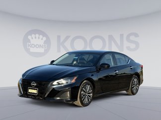 Used 2023 Nissan Altima 2.5 SV video 1
