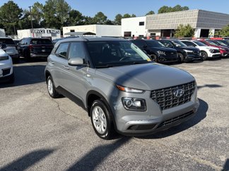 Used 2021 Hyundai Venue SE image 1