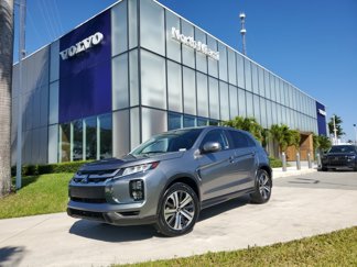 Used 2022 Mitsubishi Outlander Sport SE image 1