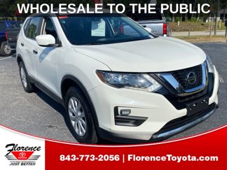 Used 2019 Nissan Rogue S image 1