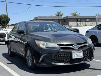 Used 2015 Toyota Camry SE image 1