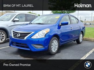 Used 2017 Nissan Versa SV image 1