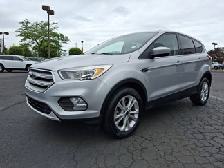 Used 2019 Ford Escape SE image 1