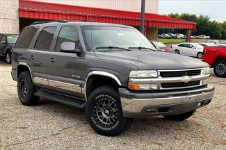 Used 2002 Chevrolet Tahoe LT image 1