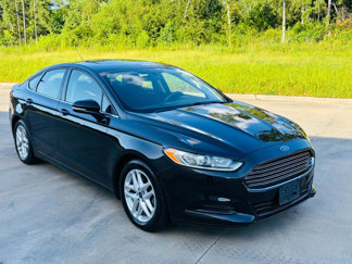 Used 2014 Ford Fusion SE image 1