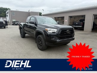 Used 2020 Toyota Tacoma SR image 1