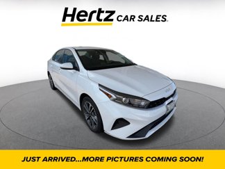 Used 2023 Kia Forte LXS image 1