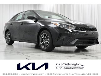 Used 2022 Kia Forte LXS image 1