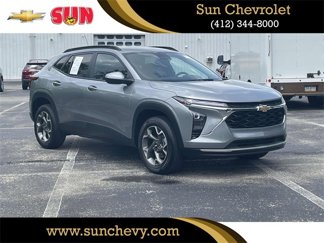 Certified 2024 Chevrolet Trax LT w/ Driver Confidence Package image 1