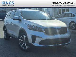 Used 2020 Kia Sorento LX image 1