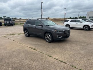 Used 2020 Jeep Cherokee Limited image 1