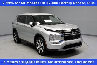New 2025 Mitsubishi Outlander SE image 1