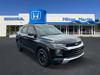 Used 2022 Chevrolet TrailBlazer LT image 1