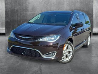 Used 2018 Chrysler Pacifica Touring-L Plus w/ Advanced Safetytec Group image 1