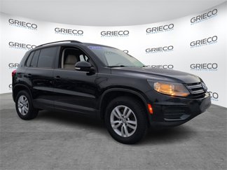 Used 2017 Volkswagen Tiguan S image 1