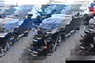 Used 2023 Buick Envision Essence image 1