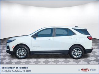 Used 2024 Chevrolet Equinox LS image 1