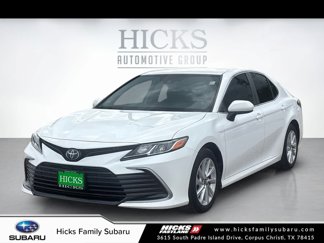 Used 2022 Toyota Camry LE image 1