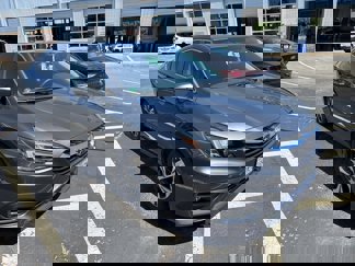 Used 2022 Subaru Legacy image 1