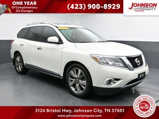 Used 2015 Nissan Pathfinder Platinum image 1
