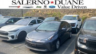 Used 2021 Toyota Prius L Eco w/ Carpet Mat Package (TMS) image 1
