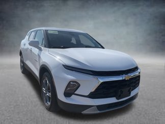 Used 2023 Chevrolet Blazer LT image 1