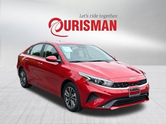 Used 2023 Kia Forte LXS image 1