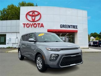 Used 2022 Kia Soul LX image 1