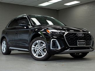 Used 2022 Audi Q5 e Premium w/ Convenience Package image 1