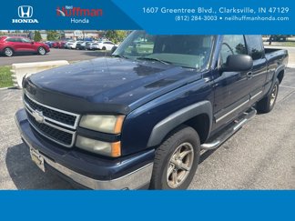 Used 2006 Chevrolet Silverado 1500 LT w/ Light Duty Power Package image 1