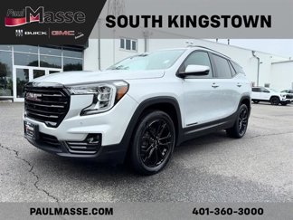 Used 2022 GMC Terrain SLT w/ Infotainment Package II image 1