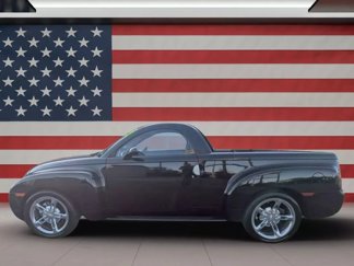 Used 2005 Chevrolet SSR image 1
