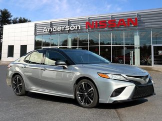 Used 2020 Toyota Camry XSE image 1