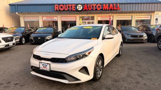 Used 2023 Kia Forte LXS image 1