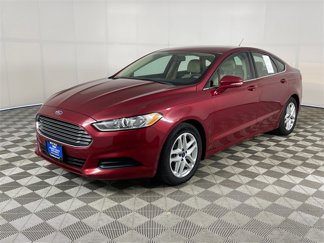 Used 2016 Ford Fusion SE image 1