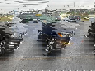 Used 2019 Jeep Compass Limited image 1